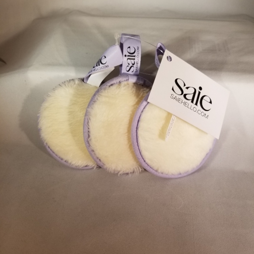 🐇Set of 3 Saie Facial Washing Pads